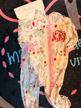 Load image into Gallery viewer, Baby sleepers with Name / Monogram
